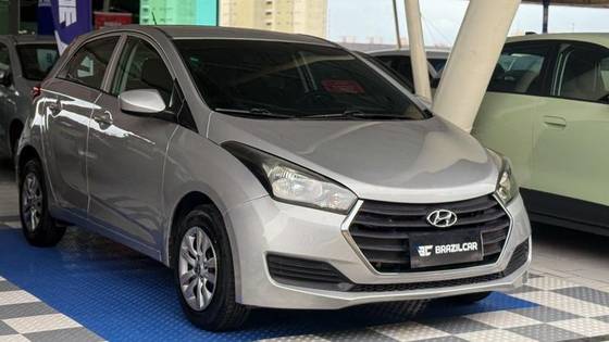 HYUNDAI HB20 1.0 COMFORT 12V FLEX 4P MANUAL HYUNDAI HB20 1.0 COMFORT 12V FLEX 4P MANUAL